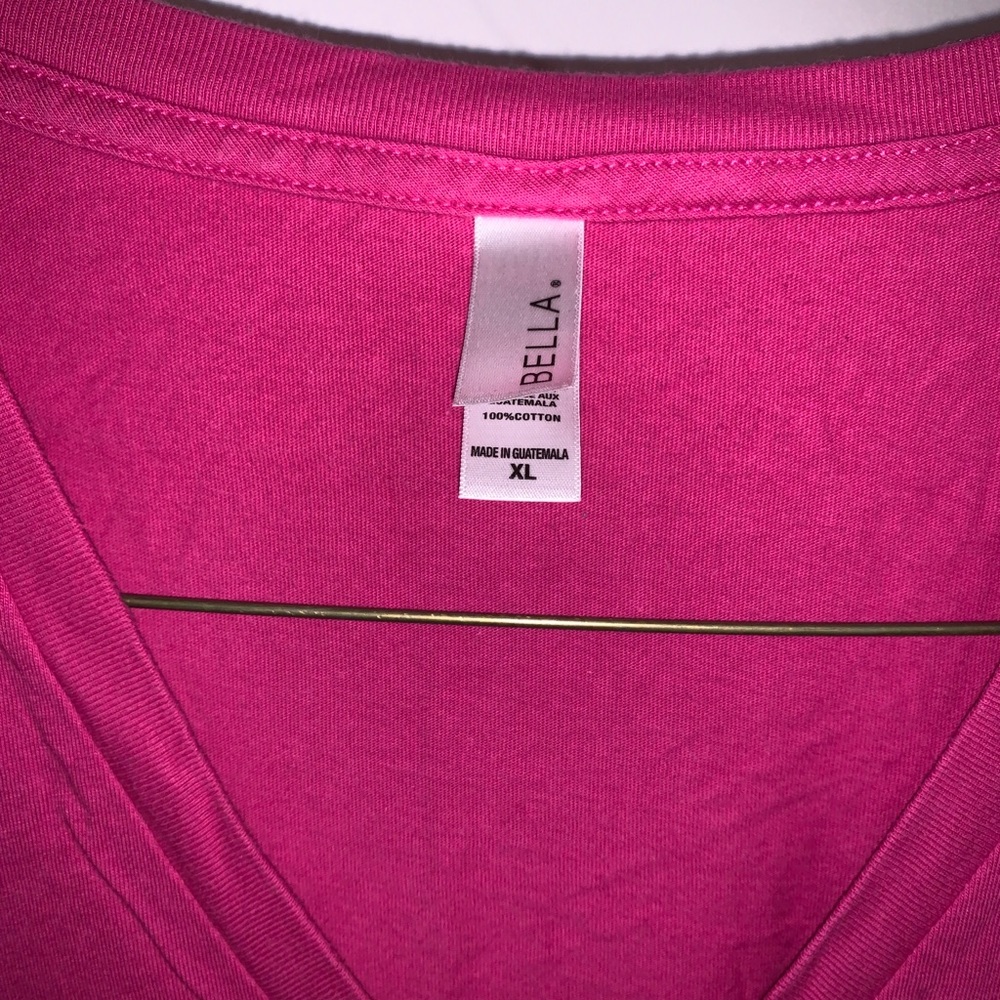 Disney (Bella) vneck T-shirt Mouse Ears Cold Beers